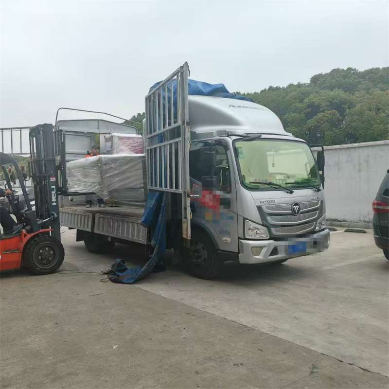 米林县福泉市进仓物流：专线直达的多元货运探索
